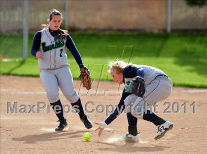 Thumbnail 1 in Mountain View vs Capitol (5A District Tournament) photogallery.