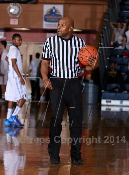 Thumbnail 3 in Bishop O'Dowd vs. El Camino Real (Tarkanian Classic) photogallery.