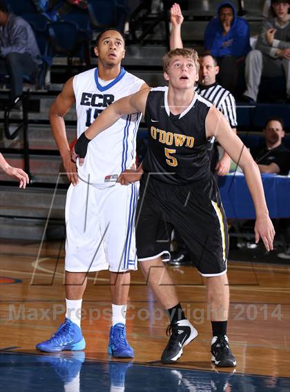 Thumbnail 1 in Bishop O'Dowd vs. El Camino Real (Tarkanian Classic) photogallery.