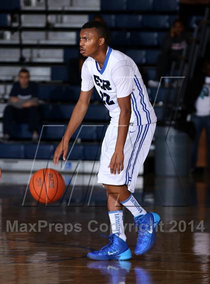 Thumbnail 1 in Bishop O'Dowd vs. El Camino Real (Tarkanian Classic) photogallery.