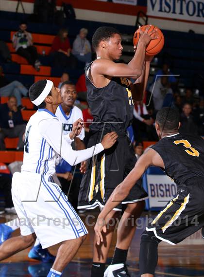 Thumbnail 3 in Bishop O'Dowd vs. El Camino Real (Tarkanian Classic) photogallery.