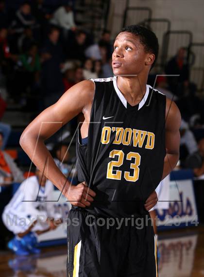 Thumbnail 2 in Bishop O'Dowd vs. El Camino Real (Tarkanian Classic) photogallery.