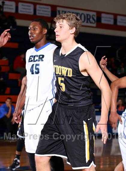 Thumbnail 2 in Bishop O'Dowd vs. El Camino Real (Tarkanian Classic) photogallery.