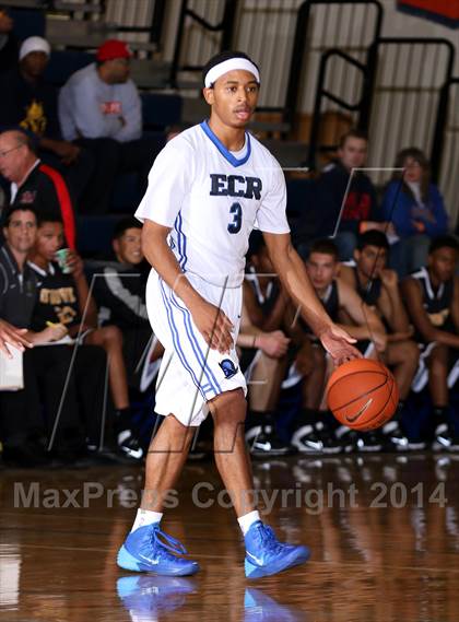 Thumbnail 3 in Bishop O'Dowd vs. El Camino Real (Tarkanian Classic) photogallery.