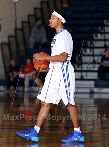 Thumbnail 3 in Bishop O'Dowd vs. El Camino Real (Tarkanian Classic) photogallery.