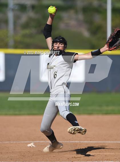 Thumbnail 1 in Canyon @ Yorba Linda photogallery.