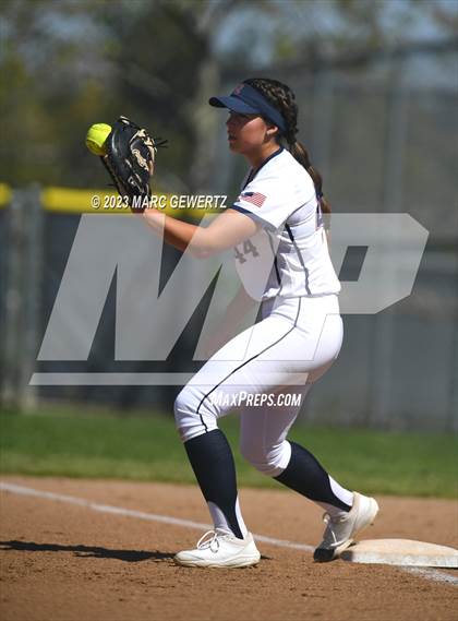 Thumbnail 2 in Canyon @ Yorba Linda photogallery.