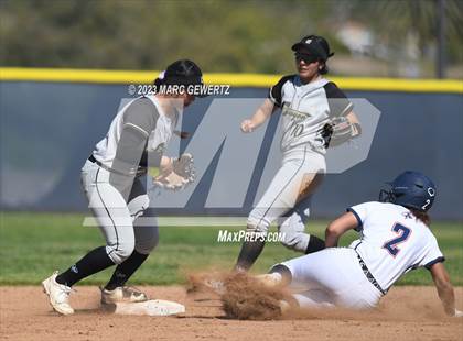 Thumbnail 1 in Canyon @ Yorba Linda photogallery.