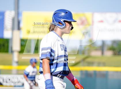 Thumbnail 1 in Perry @ Chandler (AIA 6A Semifinal) photogallery.