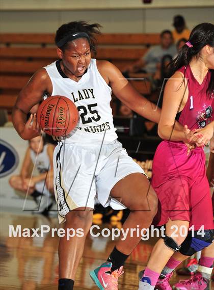 Thumbnail 2 in JSerra Catholic vs. Bishop Montgomery (CIF SS D4AA Final) photogallery.
