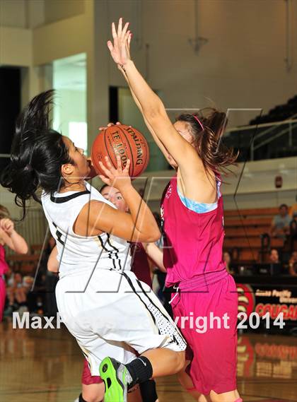Thumbnail 2 in JSerra Catholic vs. Bishop Montgomery (CIF SS D4AA Final) photogallery.