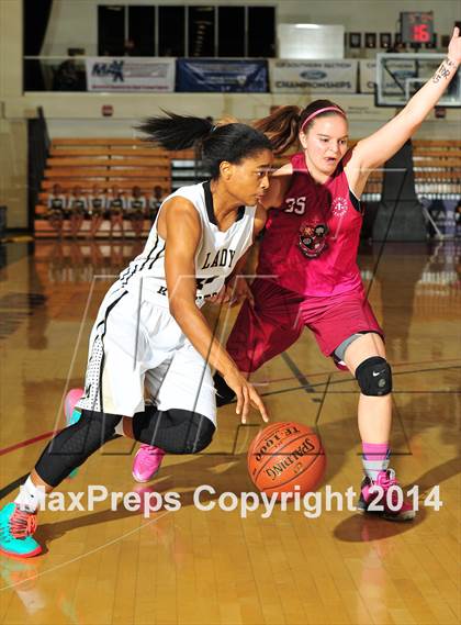 Thumbnail 3 in JSerra Catholic vs. Bishop Montgomery (CIF SS D4AA Final) photogallery.