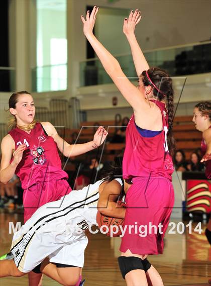 Thumbnail 2 in JSerra Catholic vs. Bishop Montgomery (CIF SS D4AA Final) photogallery.