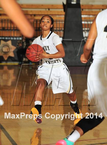 Thumbnail 3 in JSerra Catholic vs. Bishop Montgomery (CIF SS D4AA Final) photogallery.