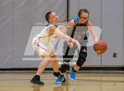 Thumbnail 3 in Judson vs. United South (UIL 6A Regional Semifinal Playoffs) photogallery.