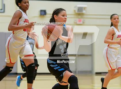 Thumbnail 2 in Judson vs. United South (UIL 6A Regional Semifinal Playoffs) photogallery.