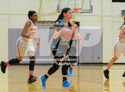 Thumbnail 1 in Judson vs. United South (UIL 6A Regional Semifinal Playoffs) photogallery.
