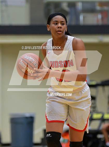 Thumbnail 2 in Judson vs. United South (UIL 6A Regional Semifinal Playoffs) photogallery.