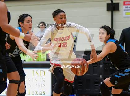 Thumbnail 2 in Judson vs. United South (UIL 6A Regional Semifinal Playoffs) photogallery.