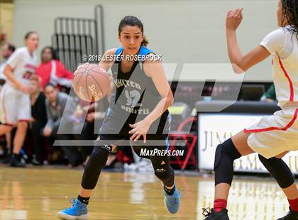 Thumbnail 2 in Judson vs. United South (UIL 6A Regional Semifinal Playoffs) photogallery.