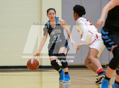 Thumbnail 3 in Judson vs. United South (UIL 6A Regional Semifinal Playoffs) photogallery.