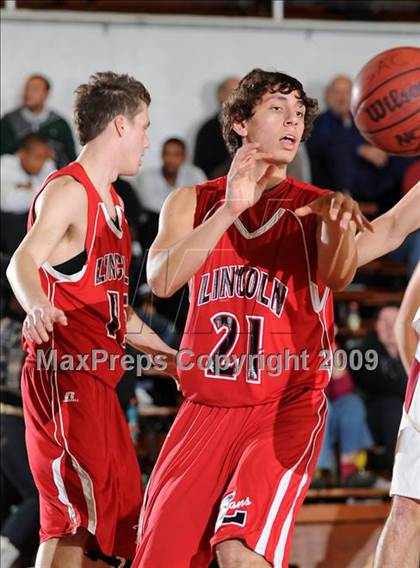 Thumbnail 3 in Lincoln vs. Clovis West (St. Hope Holiday Classic) photogallery.