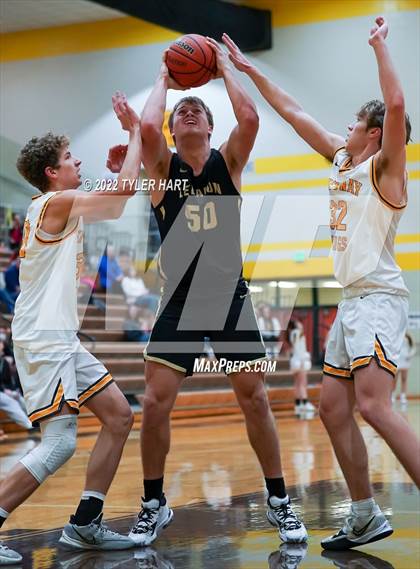 Thumbnail 2 in Speedway vs. Lebanon photogallery.
