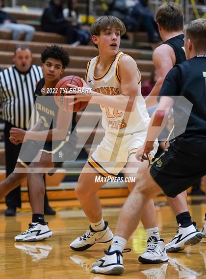 Thumbnail 2 in Speedway vs. Lebanon photogallery.