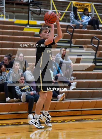 Thumbnail 3 in Speedway vs. Lebanon photogallery.