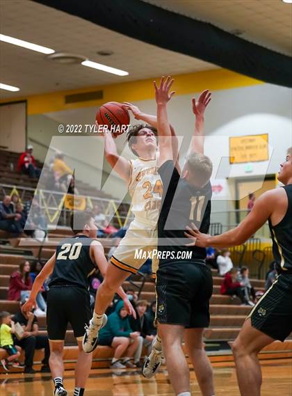 Thumbnail 3 in Speedway vs. Lebanon photogallery.