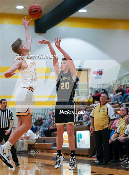Thumbnail 2 in Speedway vs. Lebanon photogallery.