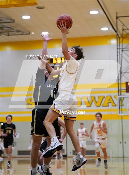 Thumbnail 2 in Speedway vs. Lebanon photogallery.