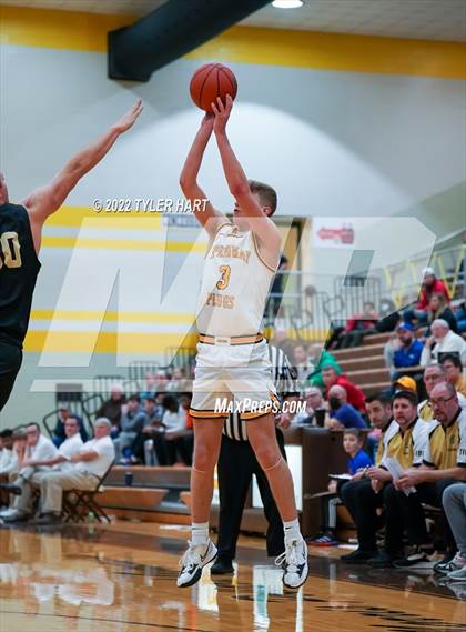 Thumbnail 2 in Speedway vs. Lebanon photogallery.