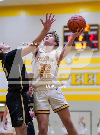 Thumbnail 2 in Speedway vs. Lebanon photogallery.