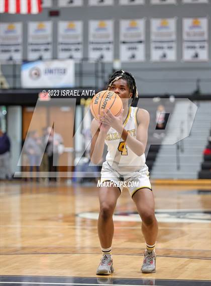 Thumbnail 2 in Fairmont vs. Red Springs (2023 Robeson County Shootout) photogallery.