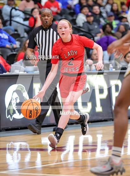 Thumbnail 1 in Fairmont vs. Red Springs (2023 Robeson County Shootout) photogallery.