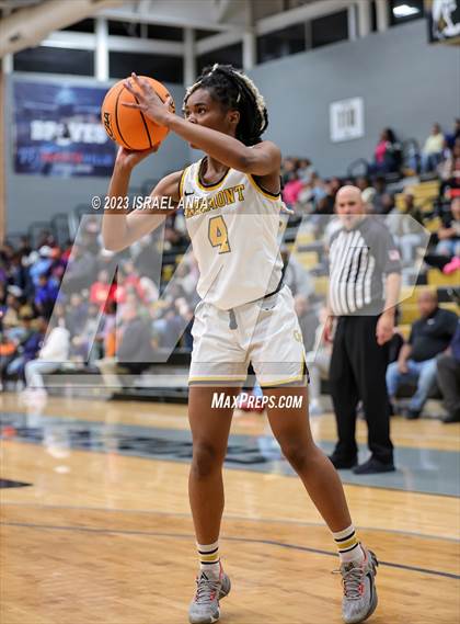 Thumbnail 3 in Fairmont vs. Red Springs (2023 Robeson County Shootout) photogallery.
