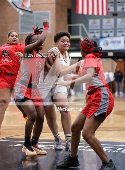 Thumbnail 1 in Fairmont vs. Red Springs (2023 Robeson County Shootout) photogallery.