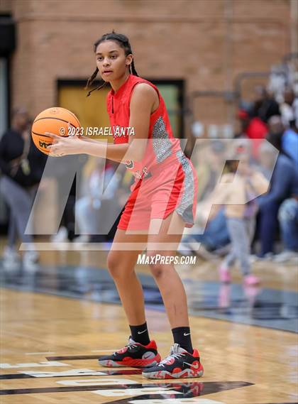 Thumbnail 3 in Fairmont vs. Red Springs (2023 Robeson County Shootout) photogallery.