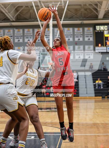 Thumbnail 2 in Fairmont vs. Red Springs (2023 Robeson County Shootout) photogallery.