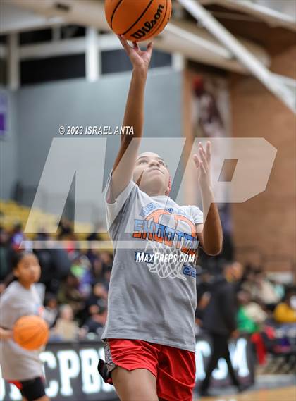 Thumbnail 1 in Fairmont vs. Red Springs (2023 Robeson County Shootout) photogallery.