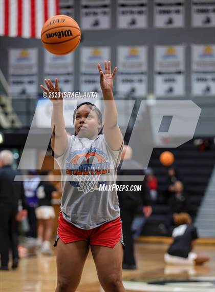 Thumbnail 2 in Fairmont vs. Red Springs (2023 Robeson County Shootout) photogallery.