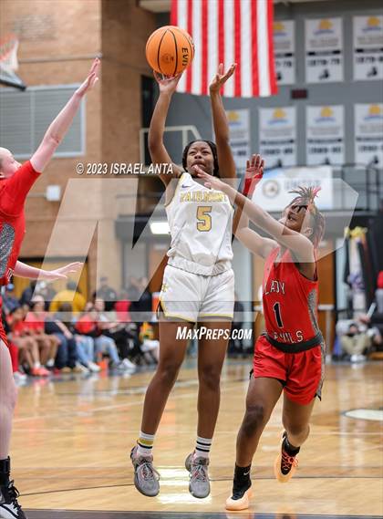 Thumbnail 3 in Fairmont vs. Red Springs (2023 Robeson County Shootout) photogallery.