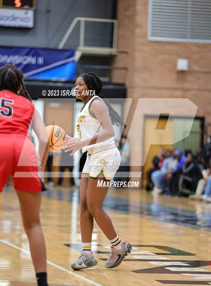 Thumbnail 3 in Fairmont vs. Red Springs (2023 Robeson County Shootout) photogallery.
