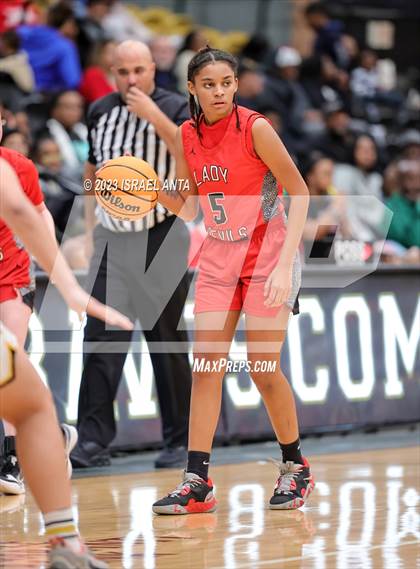 Thumbnail 2 in Fairmont vs. Red Springs (2023 Robeson County Shootout) photogallery.