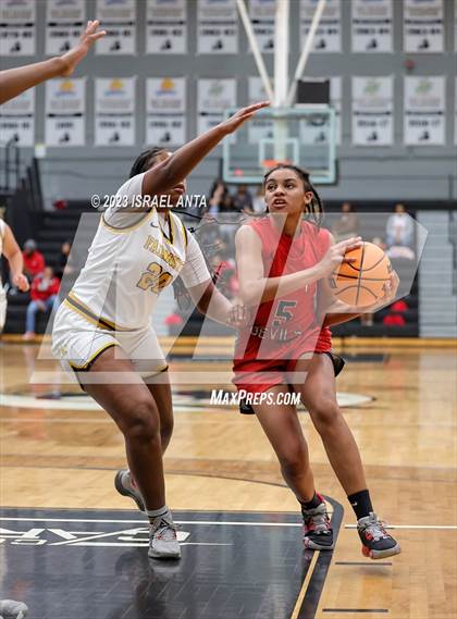 Thumbnail 1 in Fairmont vs. Red Springs (2023 Robeson County Shootout) photogallery.