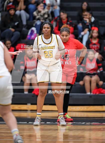 Thumbnail 1 in Fairmont vs. Red Springs (2023 Robeson County Shootout) photogallery.