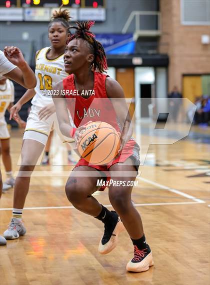 Thumbnail 2 in Fairmont vs. Red Springs (2023 Robeson County Shootout) photogallery.