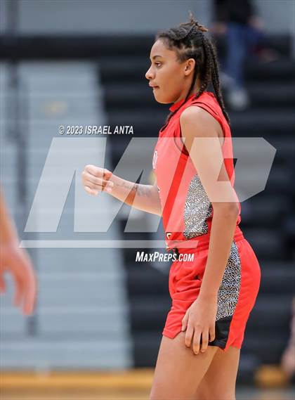 Thumbnail 3 in Fairmont vs. Red Springs (2023 Robeson County Shootout) photogallery.
