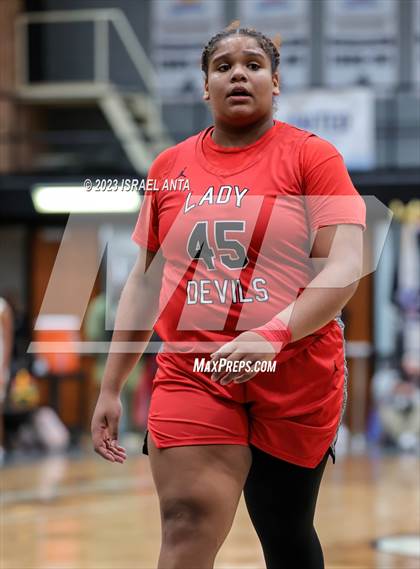 Thumbnail 2 in Fairmont vs. Red Springs (2023 Robeson County Shootout) photogallery.